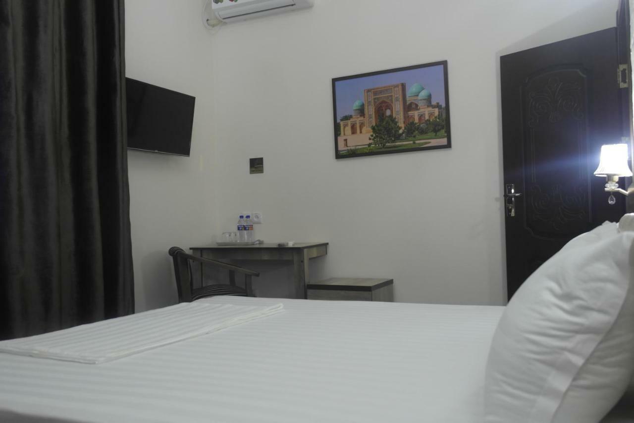 Orient Star Hotel Tashkent Luaran gambar